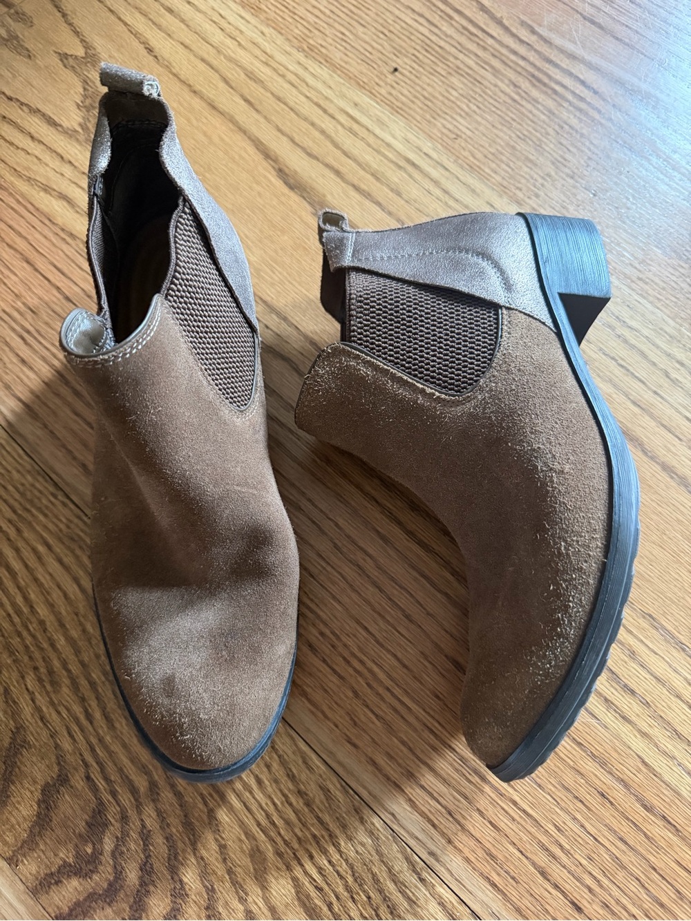 Aetrex Beth Brown Suede Metallic Leather Chelsea Ankle Boots Size EU 40 US 9-9.5